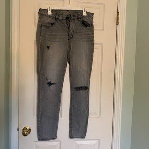 American EAgle AEO ripped high-rise jegging; size 14 regular